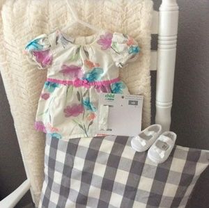 Baby girl dress ONLY accessories not availabe